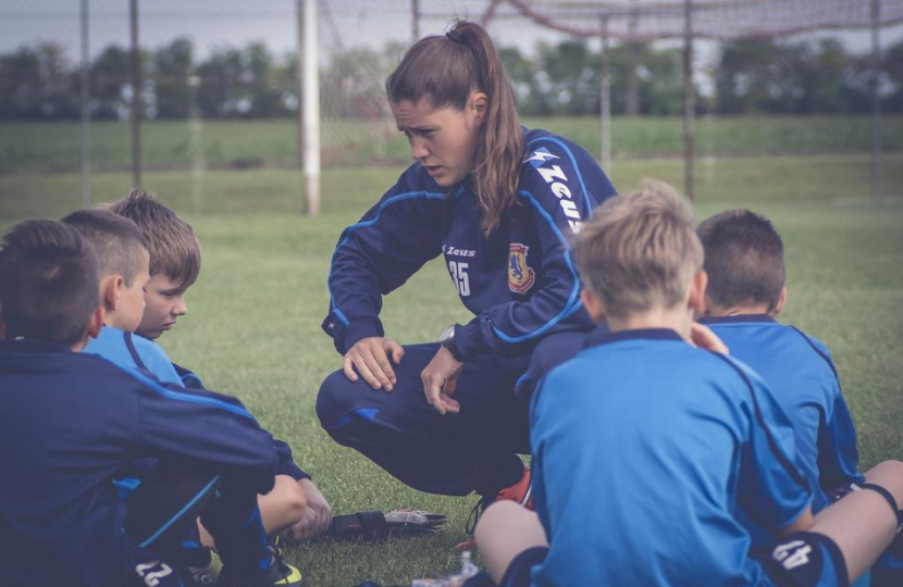 Covid regulations amended to allow children to leave Wales' lockdown areas for sport 