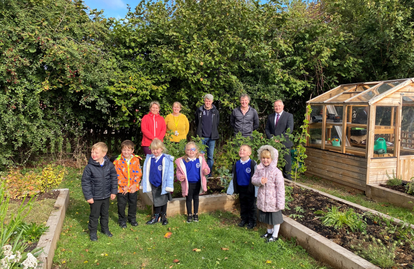 Praise for green-fingered pupils